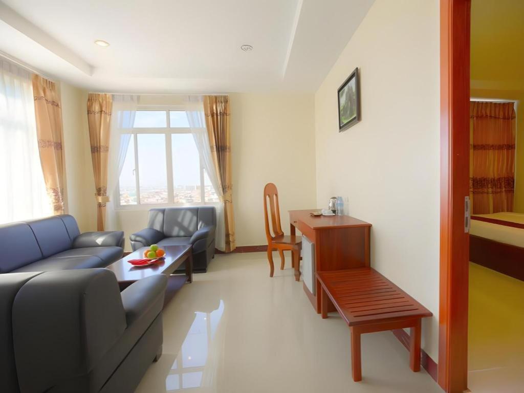 Kirirom Crystal Hotel Phnom Pen Exterior foto