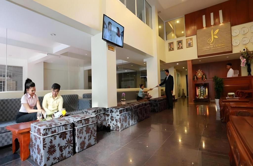 Kirirom Crystal Hotel Phnom Pen Exterior foto